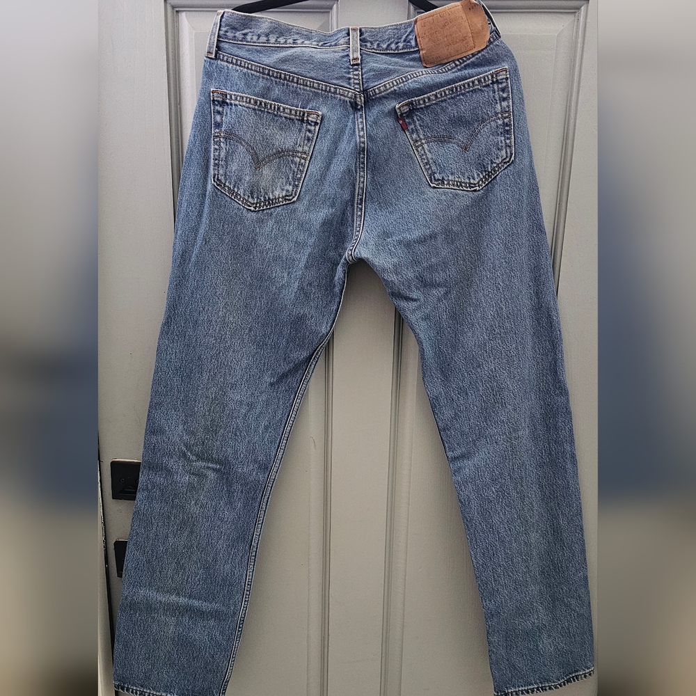 Levi's Men's Straight Jeans in Classic Blue